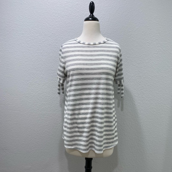 Agnes & Dora Striped Tie Sleeve Top L EUC - Picture 1 of 9